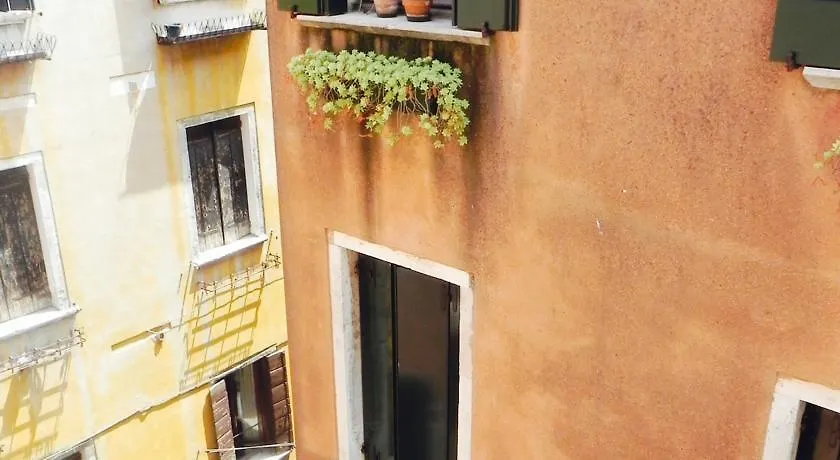 Home Venice Apartments-Rialto 1 - 2 - 3 Apartment