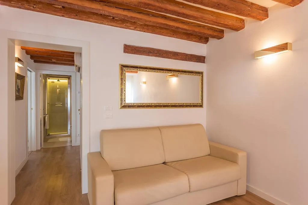 Apartment Home Venice Apartments-Rialto 1 - 2 - 3