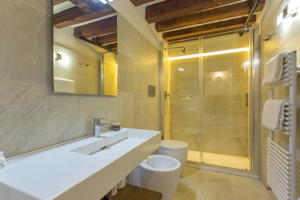 Home Venice Apartments-Rialto 1 - 2 - 3 Apartment