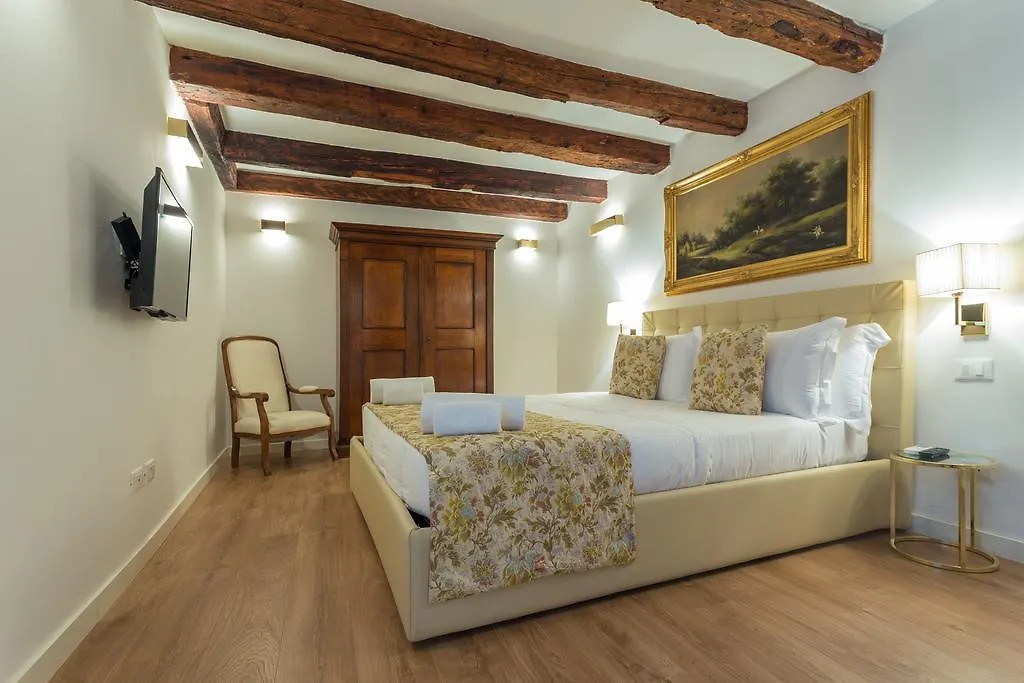 Home Venice Apartments-Rialto 1 - 2 - 3 Apartment